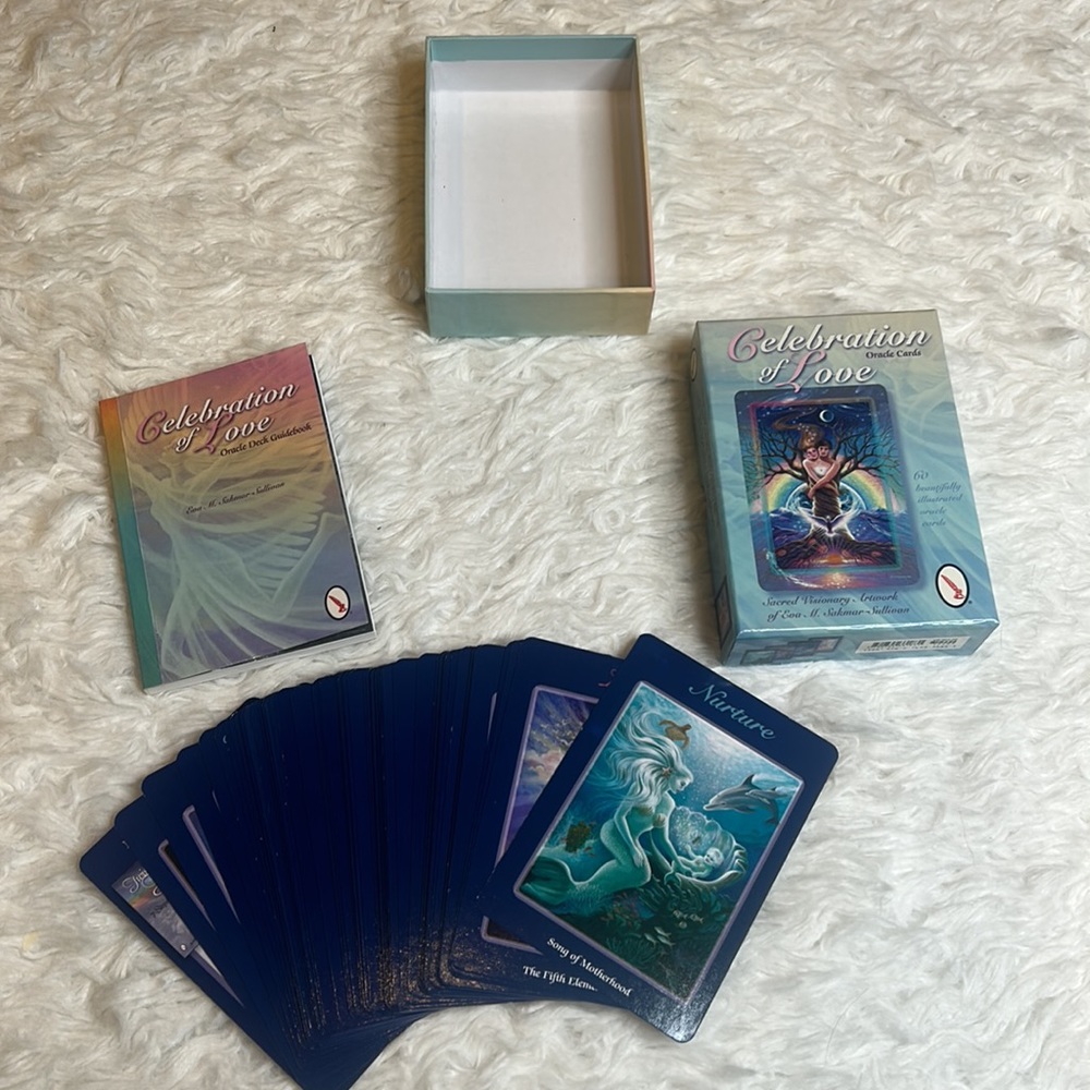 Celebration Of Love Oracle Cards - Picture 6 of 11